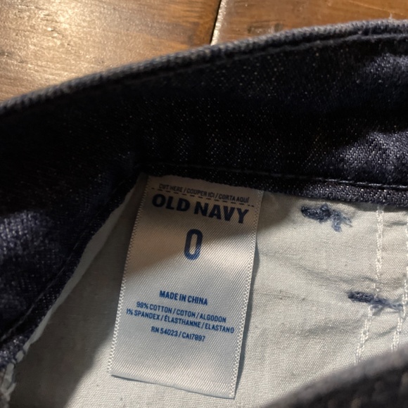 Old Navy low rise jean shorts Boyfriend fit dark blue denim size 0 - Picture 7 of 7